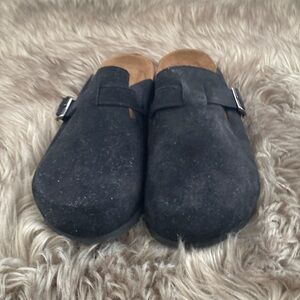 NWOB Outwoods mules size 10 fit like 9